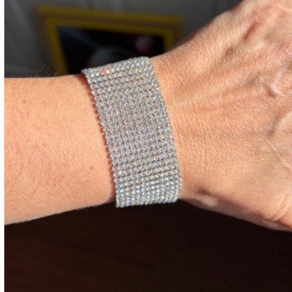 💎 NWOT Express Sparkling Rhinestone Bracelet- 7" 💎 - Picture 5 of 13